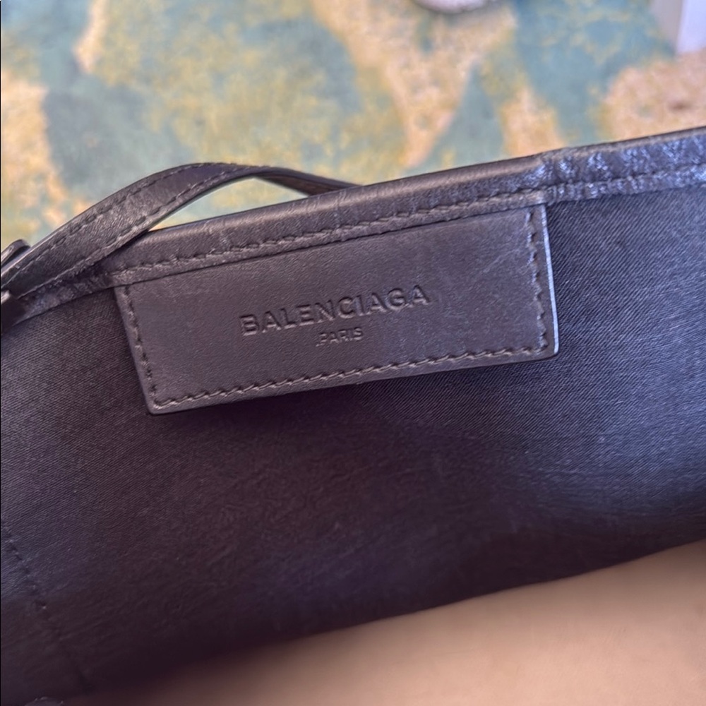 Balenciaga Beige and Black Canvas Tote - Picture 5 of 17